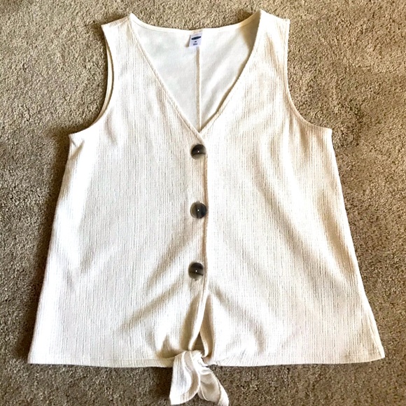 Old Navy buttoned tie front top - Picture 1 of 4